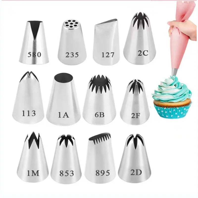 Cake Decorating Set